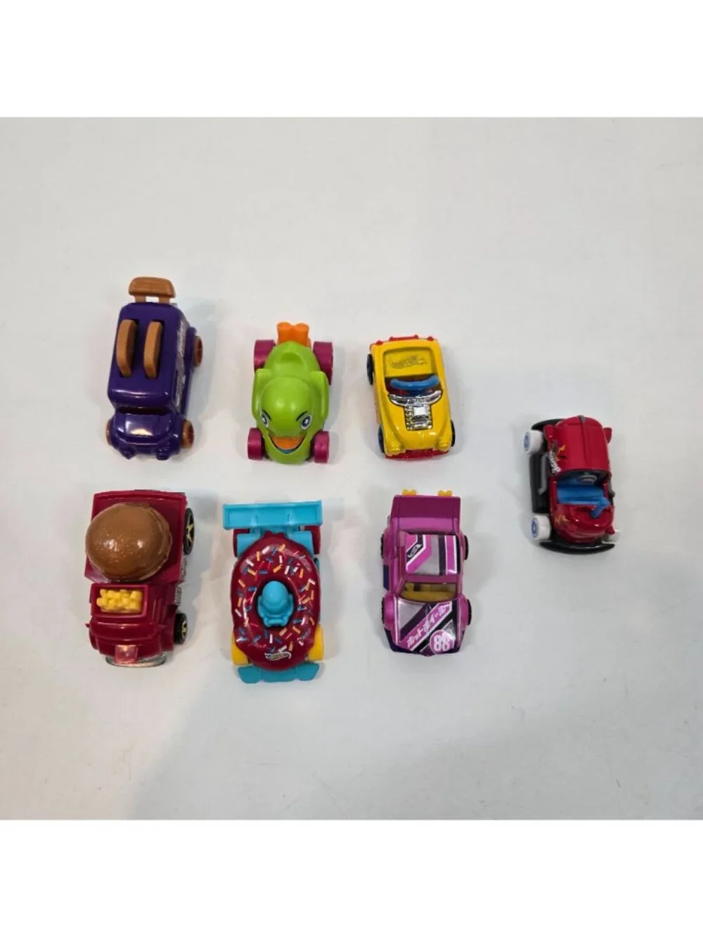 Hotwheels Diecast Vehicles Mixed Lot Fast Foodie Fun Park Street Beasts Tooned